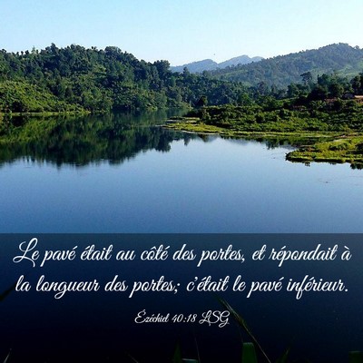 Picture 03 - Ézéchiel 40:18 LSG - Le pavé était au côté des portes, et - Bible Verse Picture